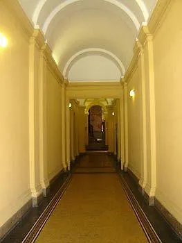 Everest 2* Roma