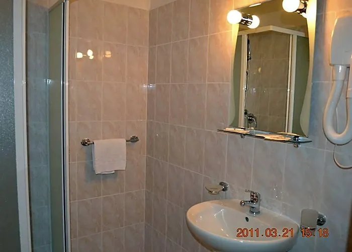 Otel Everest 2*