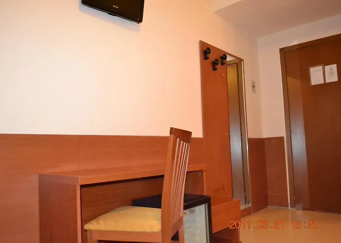 Otel Everest 2*